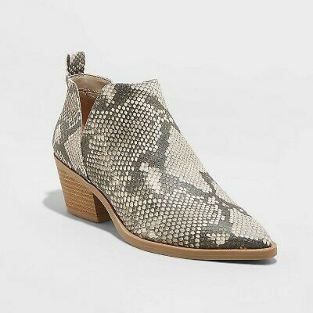 - Women's Cari Snake Print Cut Out Ankle Bootie - UT
